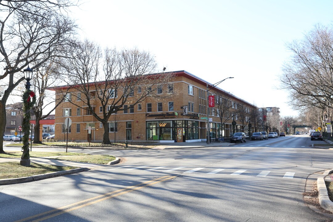 7751-7773 Lake St in River Forest, IL - Building Photo