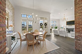 10849 Creek Ln in Baton Rouge, LA - Building Photo - Building Photo