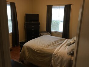 3101 Peebles Dr in Greensboro, NC - Foto de edificio - Building Photo