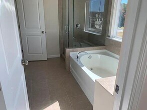 2770 Port Bow Ln in Cumming, GA - Foto de edificio - Building Photo