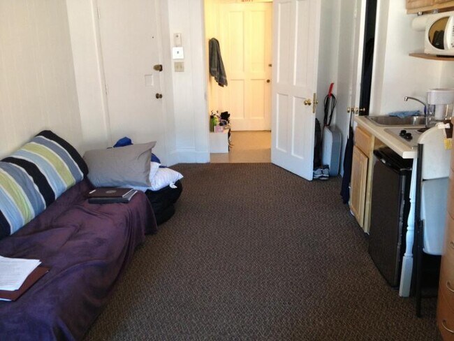 248 Newbury St photo'