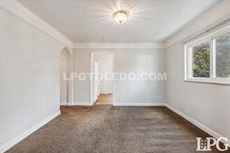 1411 Potomac Dr in Toledo, OH - Building Photo - Building Photo