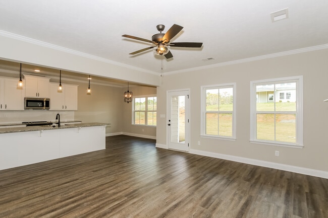 7048 Kingburgh Ln in North Augusta, SC - Building Photo - Building Photo