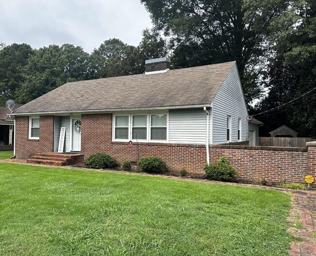 property at 333 S McCombs St