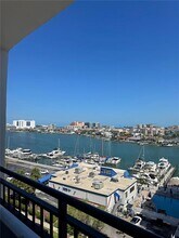 851 Bayway Blvd in Clearwater, FL - Building Photo - Building Photo