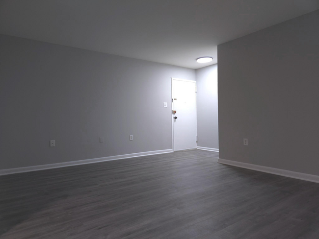 12209 Braxfield Ct in North Bethesda, MD - Building Photo - Building Photo