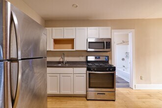 198 Court St in Binghamton, NY - Foto de edificio - Building Photo