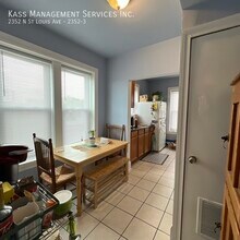 2352 N St Louis Ave in Chicago, IL - Building Photo - Building Photo