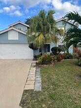 6165 Country Fair Cir in Boynton Beach, FL - Foto de edificio - Building Photo