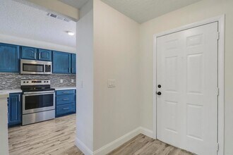 188 Pinewood Ct in Jupiter, FL - Building Photo - Building Photo