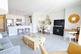 998 S State St in Chicago, IL - Building Photo - Building Photo