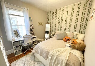 9 Taft St, Unit 3 in Boston, MA - Foto de edificio - Building Photo