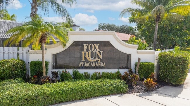10900 NW 18th Ct in Plantation, FL - Building Photo - Building Photo