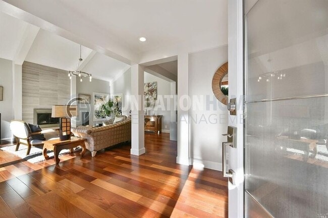 52 Paseo Mirasol in Tiburon, CA - Building Photo - Building Photo