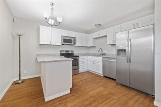 4716 Ohio Ave in Tampa, FL - Building Photo - Building Photo