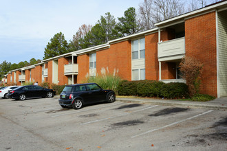 Pearl at Sun Valley in Center Point, AL - Building Photo - Building Photo