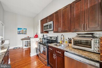 265 S 22nd St in Philadelphia, PA - Foto de edificio - Building Photo