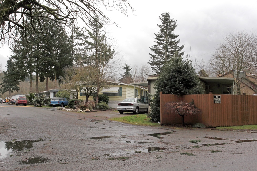 Maple Lane Mobile Home Park in Kent, WA - Building Photo