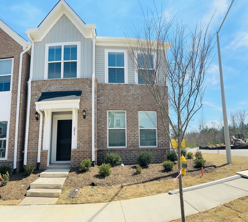 293 Chesapeake Cmns St in Garner, NC - Building Photo