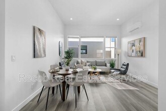 1638 Elm Ave in San Diego, CA - Building Photo - Building Photo