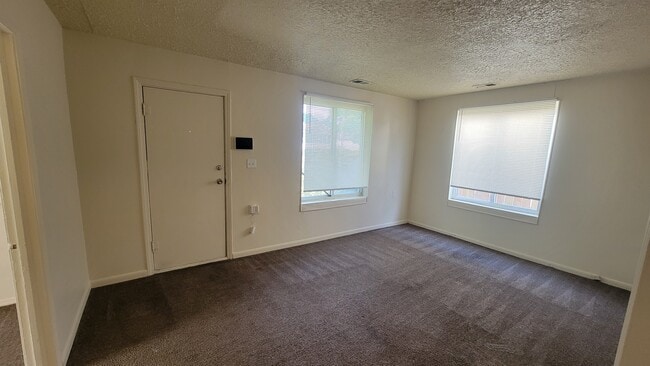858 Minota Ave in Akron, OH - Building Photo - Building Photo