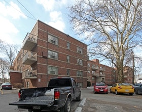 Mimico Estates in Toronto, ON - Building Photo - Building Photo
