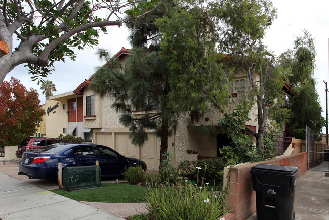 4051 Iowa St in San Diego, CA - Foto de edificio - Building Photo