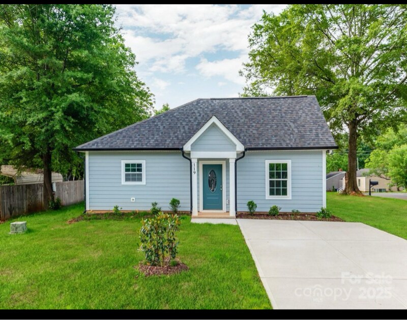 119 Walnut St in Monroe, NC - Building Photo