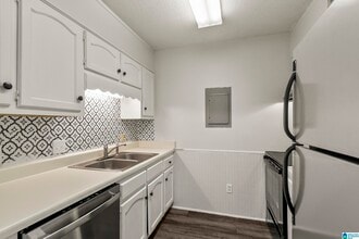 1813 Hackberry Ln in Tuscaloosa, AL - Building Photo - Building Photo