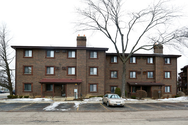 1543 E Winslowe Dr in Palatine, IL - Foto de edificio - Building Photo