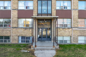 31 Clearview Heights in Toronto, ON - Building Photo - Building Photo