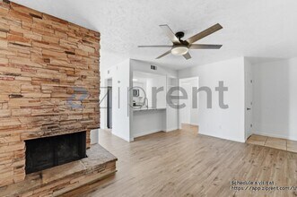 1620 N Wilmot Rd in Tucson, AZ - Building Photo - Building Photo