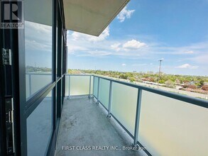 188 Fairview Mall Dr in Toronto, ON - Building Photo - Building Photo