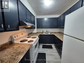 99 Blackwell Ave in Toronto, ON - Building Photo - Building Photo