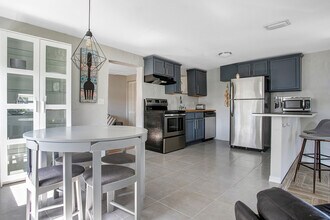 1010 W Grace St in Tampa, FL - Building Photo - Building Photo