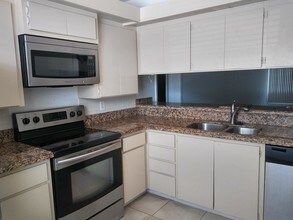 3507 Village Blvd-Unit -104 in West Palm Beach, FL - Building Photo - Building Photo