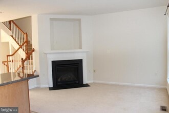 16382 Gangplank Ln in Woodbridge, VA - Building Photo - Building Photo