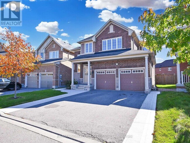 23 Giltspur Rd in Brampton, ON - Building Photo - Building Photo