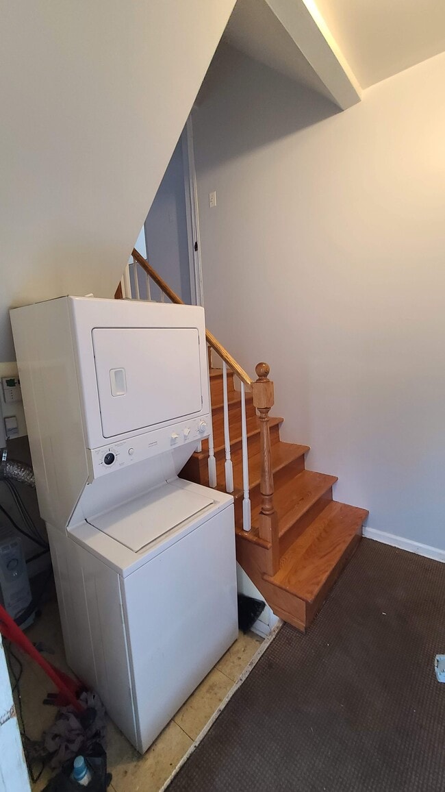 2843 S Kildare Ave, Unit Attic in Chicago, IL - Building Photo - Building Photo