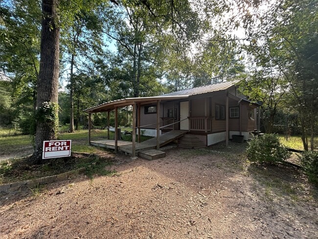 2561 Pioneer Ln in Cleveland, TX - Building Photo - Building Photo
