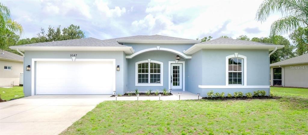 1647 Squaw Ln in North Port, FL - Building Photo