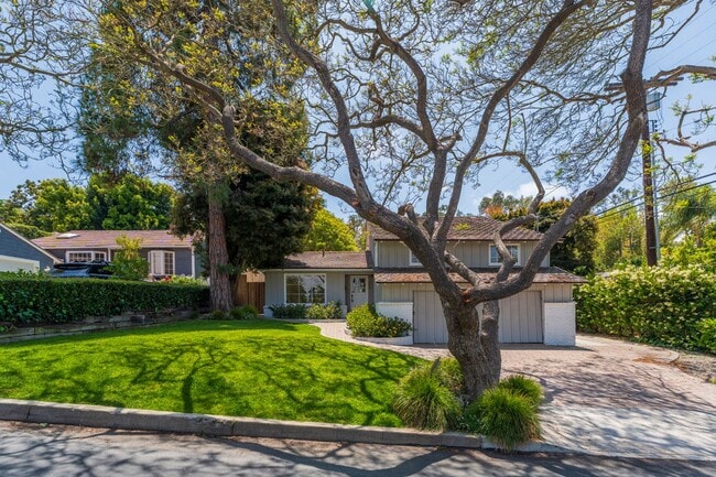 3708 Vía La Selva in Palos Verdes Estates, CA - Building Photo - Building Photo