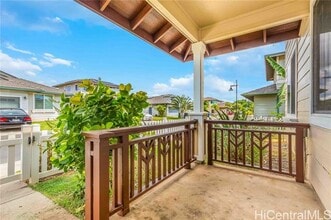 1101 Kukulu St in Kapolei, HI - Foto de edificio - Building Photo