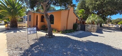 1849 Vine St in Paso Robles, CA - Building Photo - Building Photo