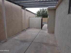 2061 N Recker Rd in Mesa, AZ - Building Photo - Building Photo