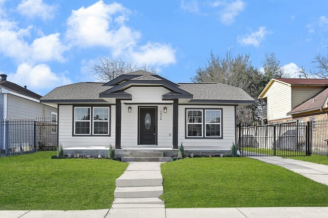 property at 224 Everton St