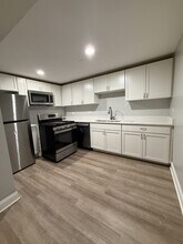 3840 W Fillmore St, Unit G in Chicago, IL - Building Photo - Building Photo