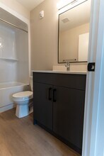 162 Scott Street in Winnipeg, MB - Building Photo - Floor Plan