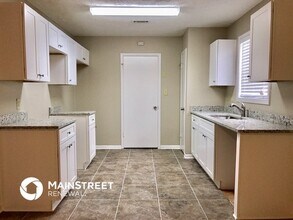 9415 Haley Ct in Jonesboro, GA - Building Photo - Building Photo