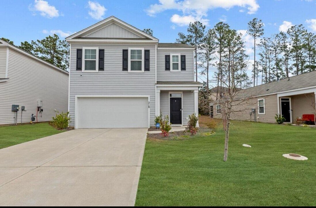 218 Sweet Cherry Ln in Summerville, SC - Building Photo
